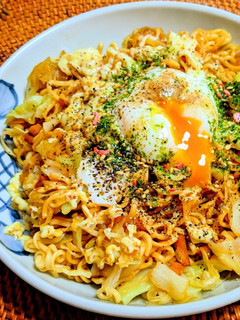 ペヤングソース焼きそばアレンジ✿温泉卵編-レシピのメイン写真