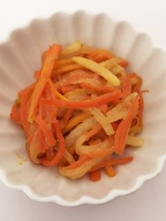 にんじんと大根の味噌炒め-レシピのメイン写真