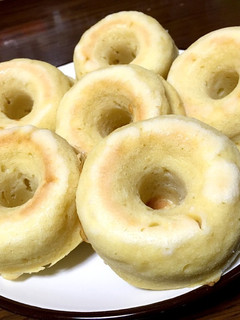 豆腐と甘酒と生姜のモチモチ焼きドーナツ-レシピのメイン写真