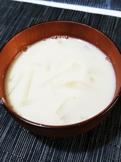 大根の酒粕豆乳味噌汁-レシピのメイン写真