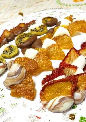 オーブンで手作りドライフルーツチョコがけ-レシピのメイン写真