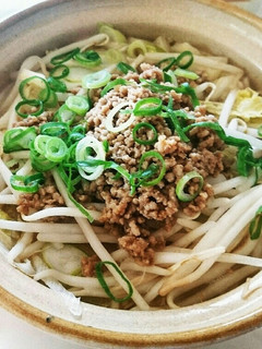 余ったそぼろの冬の簡単素麺鍋-レシピのメイン写真