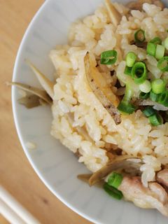 鶏肉とゴボウの炊き込みご飯-レシピのメイン写真