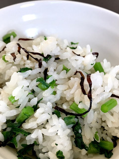 春菊の混ぜご飯*簡単お昼ご飯*-レシピのメイン写真