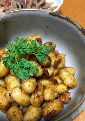 蒸し大豆でフライビーンズ(カレー醤油)-レシピのメイン写真