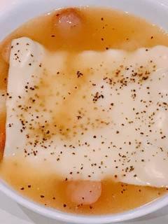 ソーセージとチーズのコンソメスープごはん-レシピのメイン写真