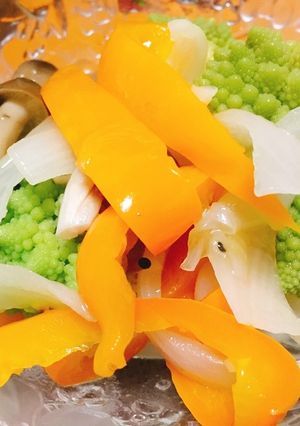 ロマネスコとカラーピーマンのマリネ-レシピのメイン写真