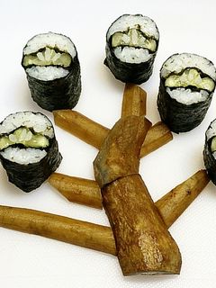 寿司型・模様巻き(きゅうりで松)-レシピのメイン写真