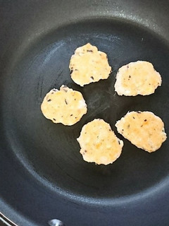 幼児食・作りおき~鮭ハンバーグ~-レシピのメイン写真