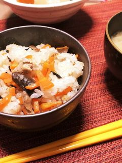 簡単♫事前準備不要!白だしで炊き込みご飯-レシピのメイン写真
