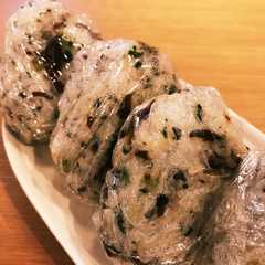 รูปของ 朝はこれ！簡単！混ぜ混ぜ おにぎり