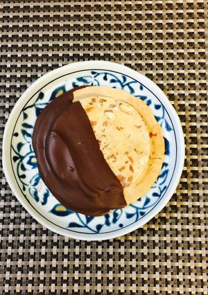南部せんべいでオランジェット風チョコかけ-レシピのメイン写真