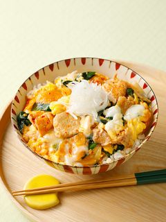 スタミナ満点☆豚キムチのトロトロ卵とじ丼-レシピのメイン写真