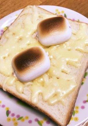 チョコマシュマロのせ☆甘旨チーズトースト-レシピのメイン写真