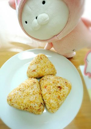 ちょいピリッ。七味おかかおにぎり-レシピのメイン写真