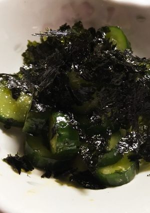 ピリ辛ラー油と韓国海苔のきゅうり和え-レシピのメイン写真