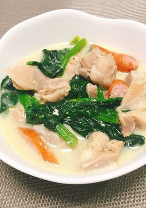 チキンとほうれん草のミルク煮込み-レシピのメイン写真