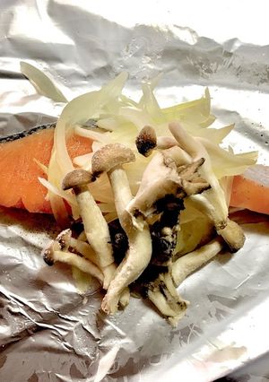 フライパンで簡単★鮭のホイル焼き-レシピのメイン写真