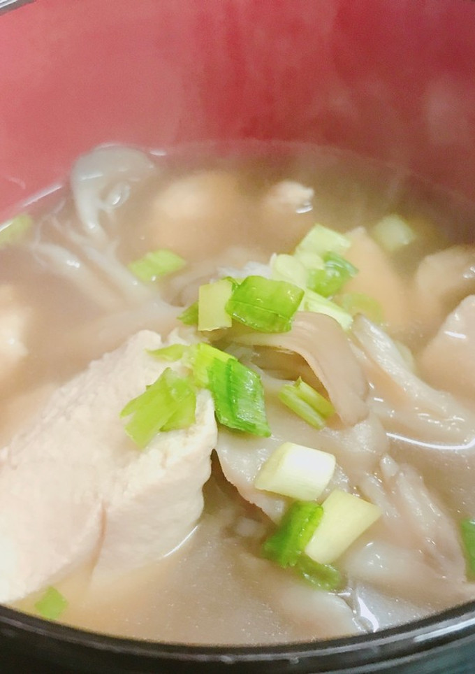 舞茸と柔らか鶏胸肉の汁物-レシピのメイン写真