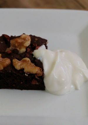 水切りヨーグルトで作るホイップクリーム-レシピのメイン写真
