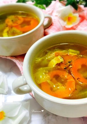 寒い日に飲みたい♡カレーコンソメスープ♡-レシピのメイン写真