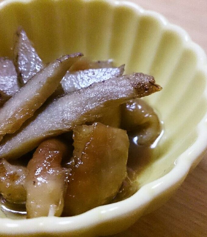 絶対おすすめ♪とり皮とごぼうの煮込み by ちっちゃほっか