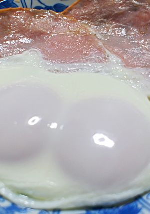 シンプルが美味しい☆会津地鶏卵の目玉焼き-レシピのメイン写真