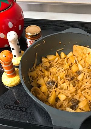 もやしとじゃがいもの石垣牛味噌炒め-レシピのメイン写真