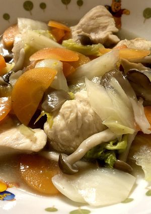 白菜（orキャベツ）と胸肉のスープ煮-レシピのメイン写真