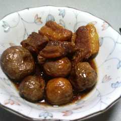 รูปของ 圧力鍋de新じゃがと豚ばらのこっくり煮