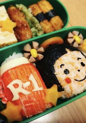 R-1ヨーグルト♪キャラ弁-レシピのメイン写真