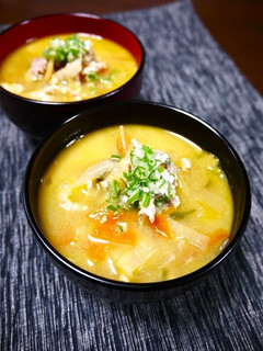簡単!ぽかぽか☆たっぷり葱生姜の豚汁-レシピのメイン写真