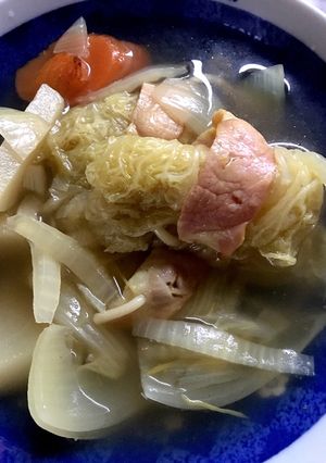 ミニロール白菜で野菜たっぷりスープ-レシピのメイン写真