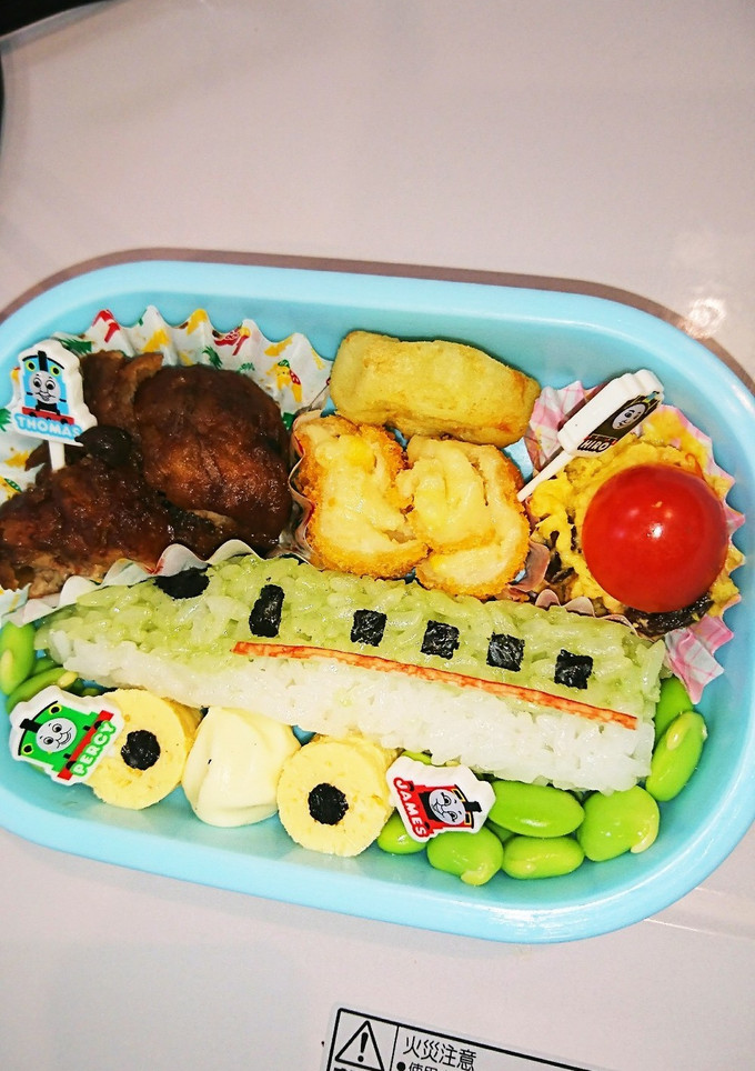 電車好き 新幹線はやぶさ 幼稚園のお弁当-レシピのメイン写真