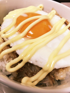 簡単すぎるうまうま丼ぶり飯-レシピのメイン写真