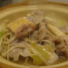 รูปของ 豚肉好き必見！！旨みぎっしり豚鍋