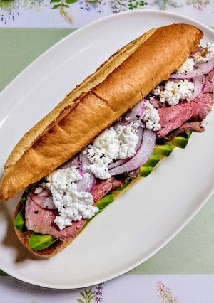 夏簡単昼食！アボカドビーフのバインミー-レシピのメイン写真