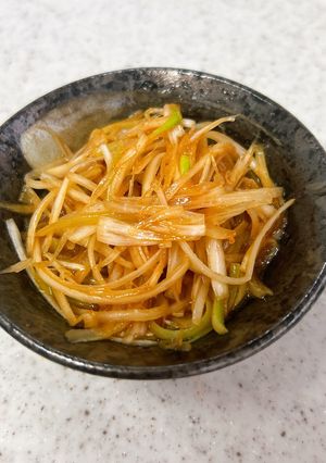 焼肉やポッサムに♪長ネギのピリ辛和え-レシピのメイン写真