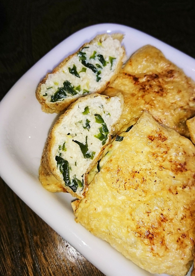 混ぜて詰めて♪豆腐とわかめの油揚げ焼き-レシピのメイン写真