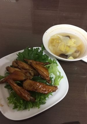 １度に２品♪手羽中照り焼きと野菜スープ-レシピのメイン写真