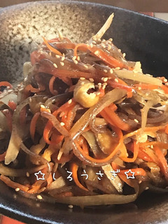 白滝油揚げでカサ増♪牛蒡と人参のきんぴら-レシピのメイン写真