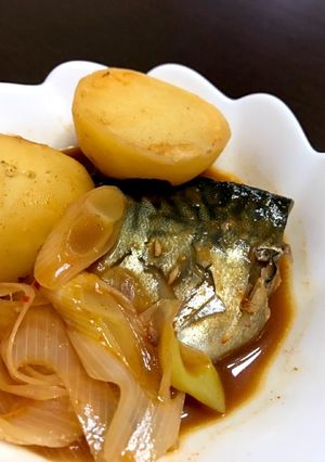 サバとジャガイモと長ネギのキムチ煮込み-レシピのメイン写真