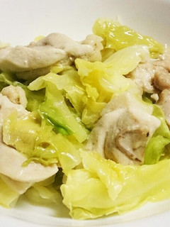 ほぼ放置!鶏もも肉とキャベツの蒸し物♡-レシピのメイン写真