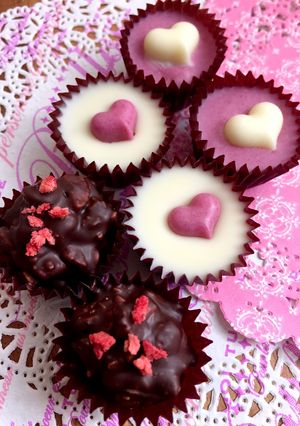 大量生産!バレンタインチョコに3種チョコ-レシピのメイン写真
