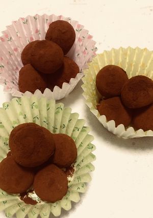 簡単ミルクチョコトリュフ!-レシピのメイン写真