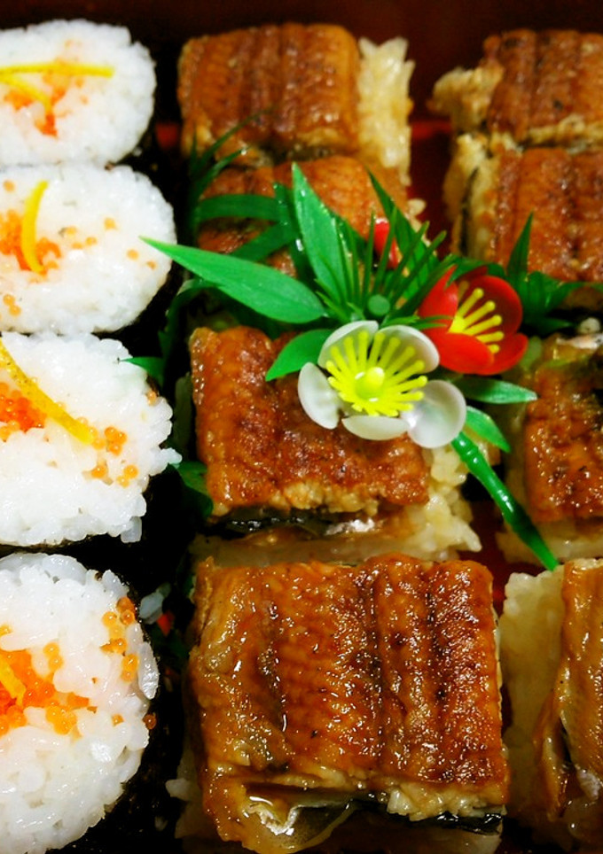 すしのことすき焼きのたれうなぎの押し寿司-レシピのメイン写真