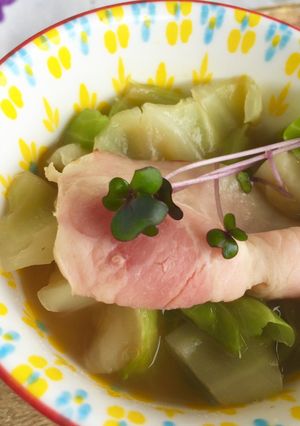 隠し味で旨味UP！キャベツのカレースープ-レシピのメイン写真