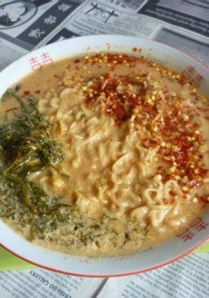 市販の袋麺で酒粕ラーメン+あかもくv2-レシピのメイン写真