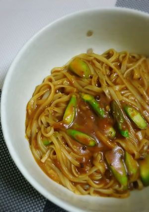 レトルトカレーで汁なしカレーうどん-レシピのメイン写真