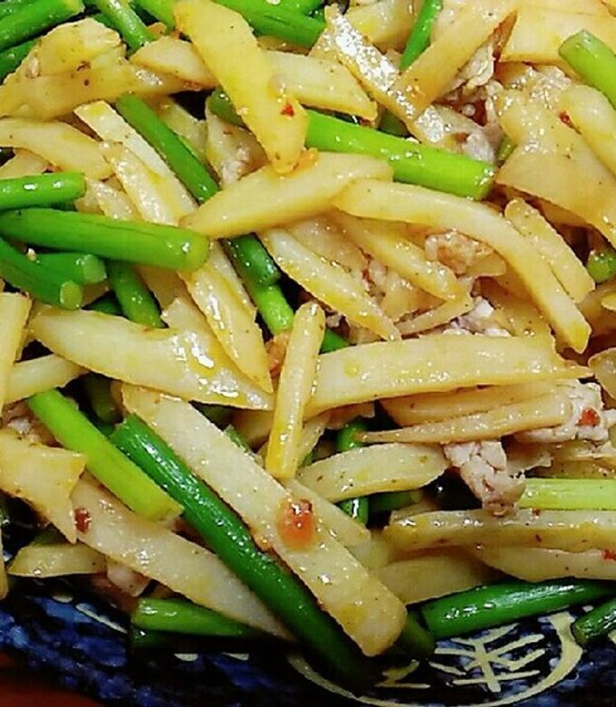 じゃがいもとニンニクの芽と豚肉の炒め物❤-レシピのメイン写真